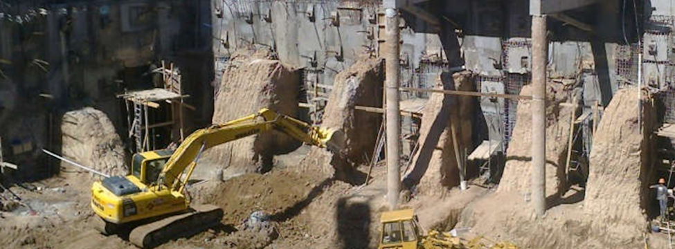 Construction procedures for urban excavations in Buenos Aires, Argentina. Large excavations.