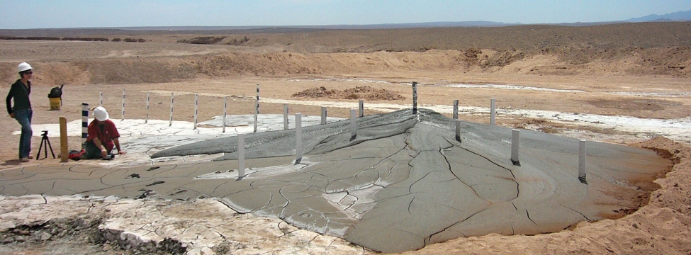 SRK designs innovative thickened tailings storage facility at Esperanza, Chile.